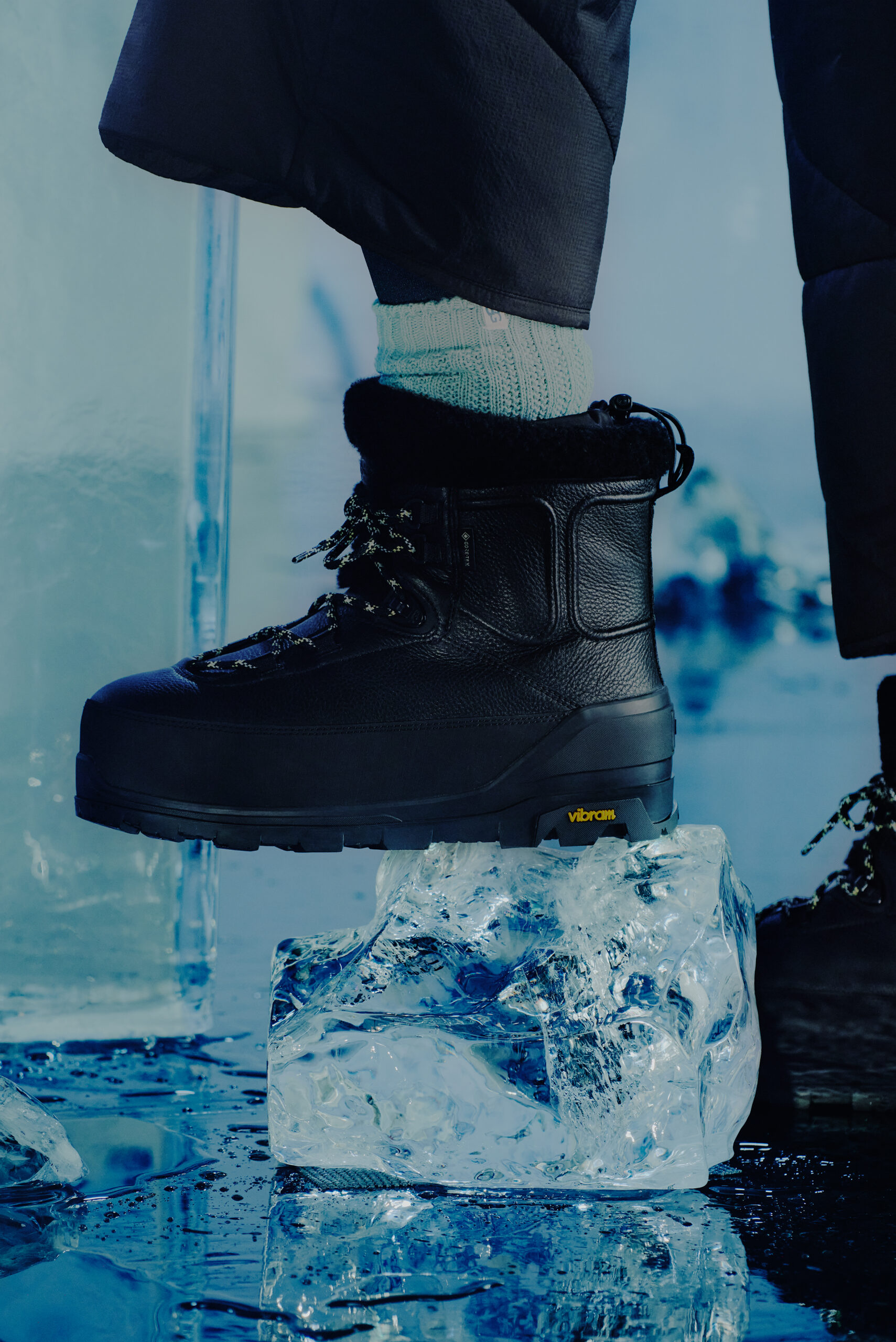 UGG-AW23-4